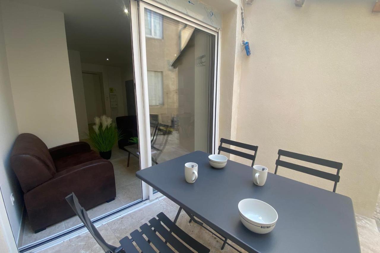Appartement LE SUNLIGHT - Superb P3 rue Ménard with garage&terrace à Nîmes Extérieur photo